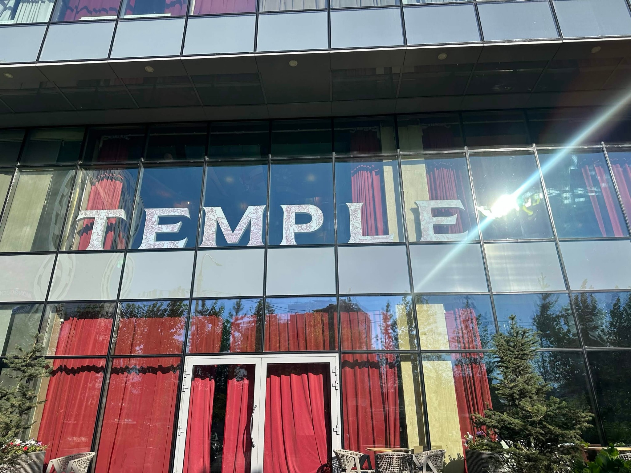Temple — Fine dining