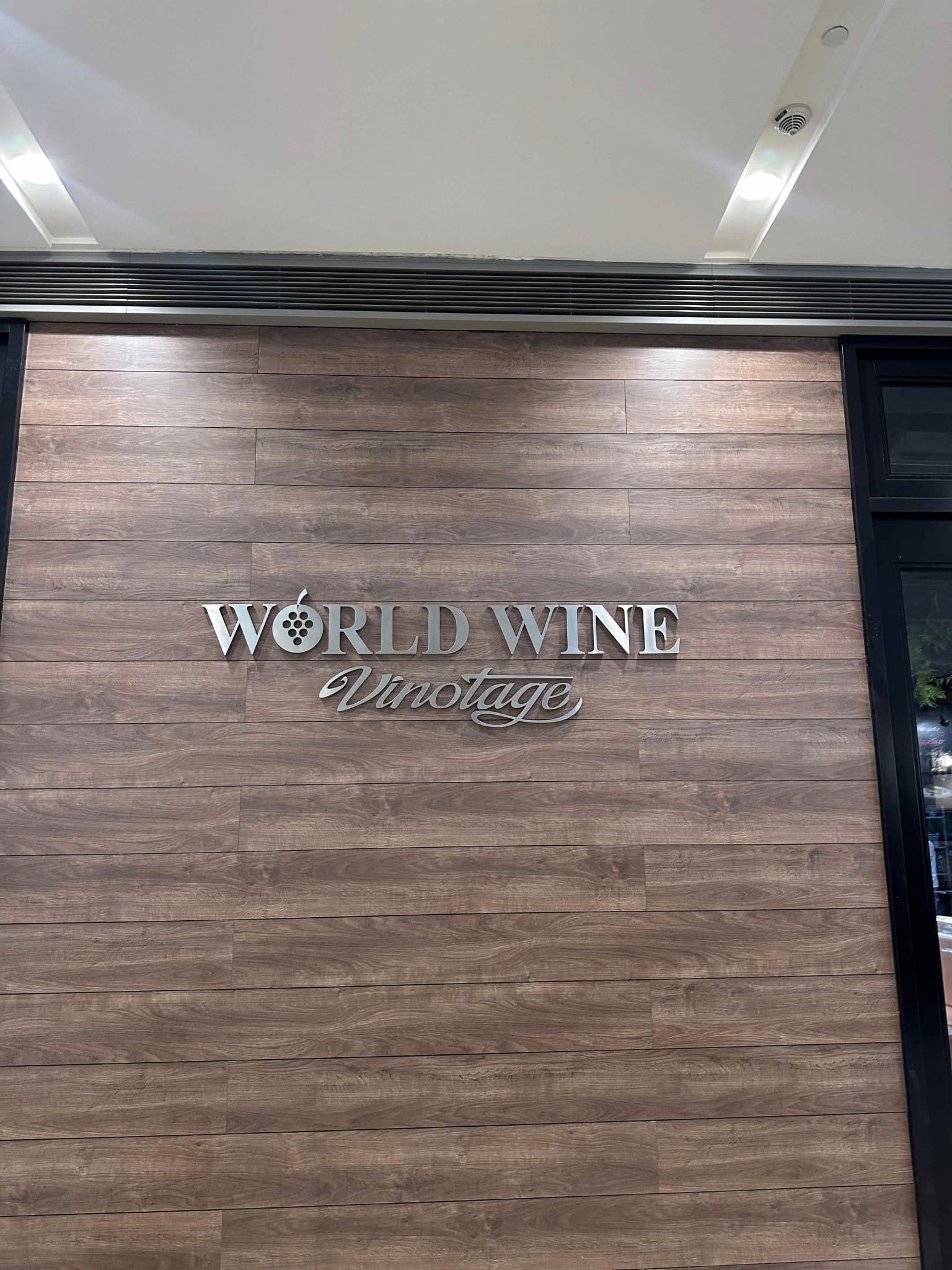 World Wine Vinotage — 1st floor
